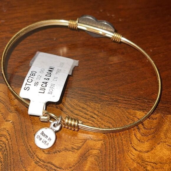 NWT Luca & Danni Born in the USA heart bracelet - Picture 6 of 9